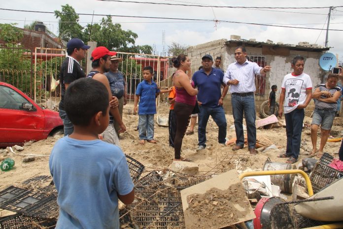 01 buscamos alternativas a traves del gobierno federal para las familias damnificadas adre